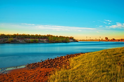 ����Ⱥ��vsֱ������_�ͳɱ���Ч���˭������